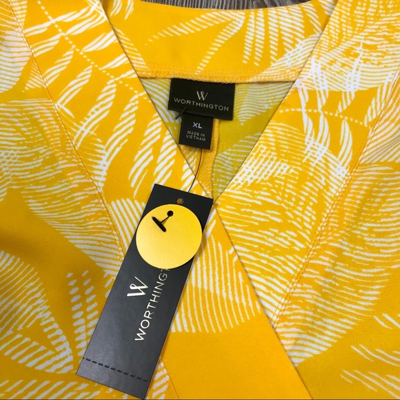 WORTHINGTON yellow palm print top - Picture 4 of 7